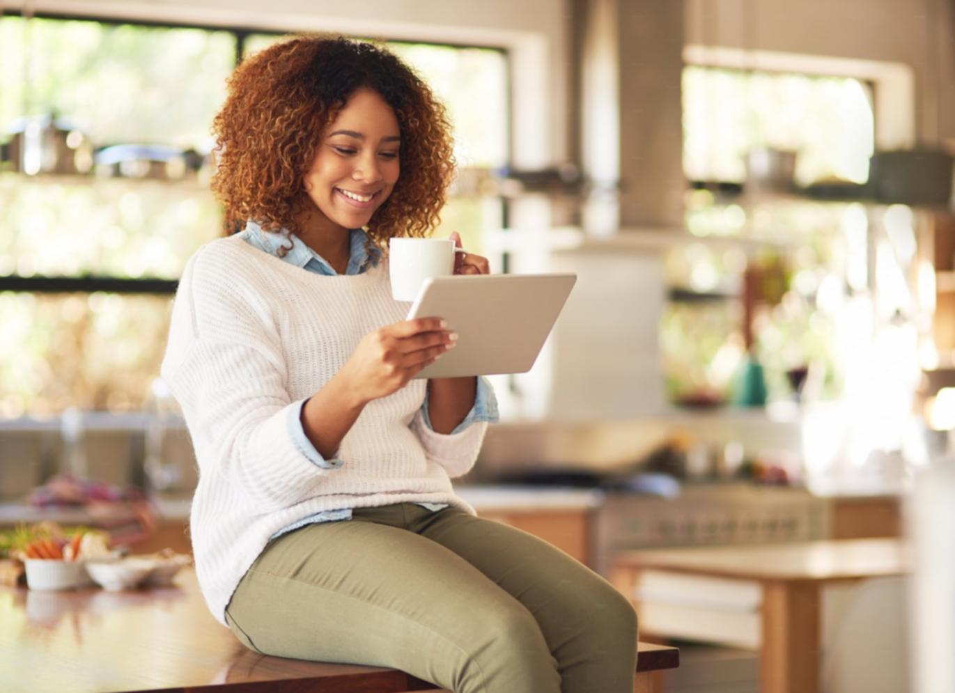 Spazio luminoso con ambiente curato e salubre